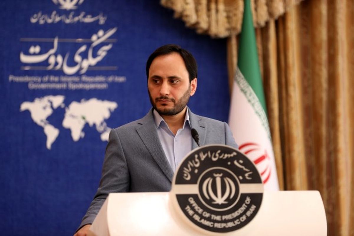 اسامی ابر بدهکاران بانکی اعلام می‌شود/ دولت قصد تغییری در وزارت صمت ندارد