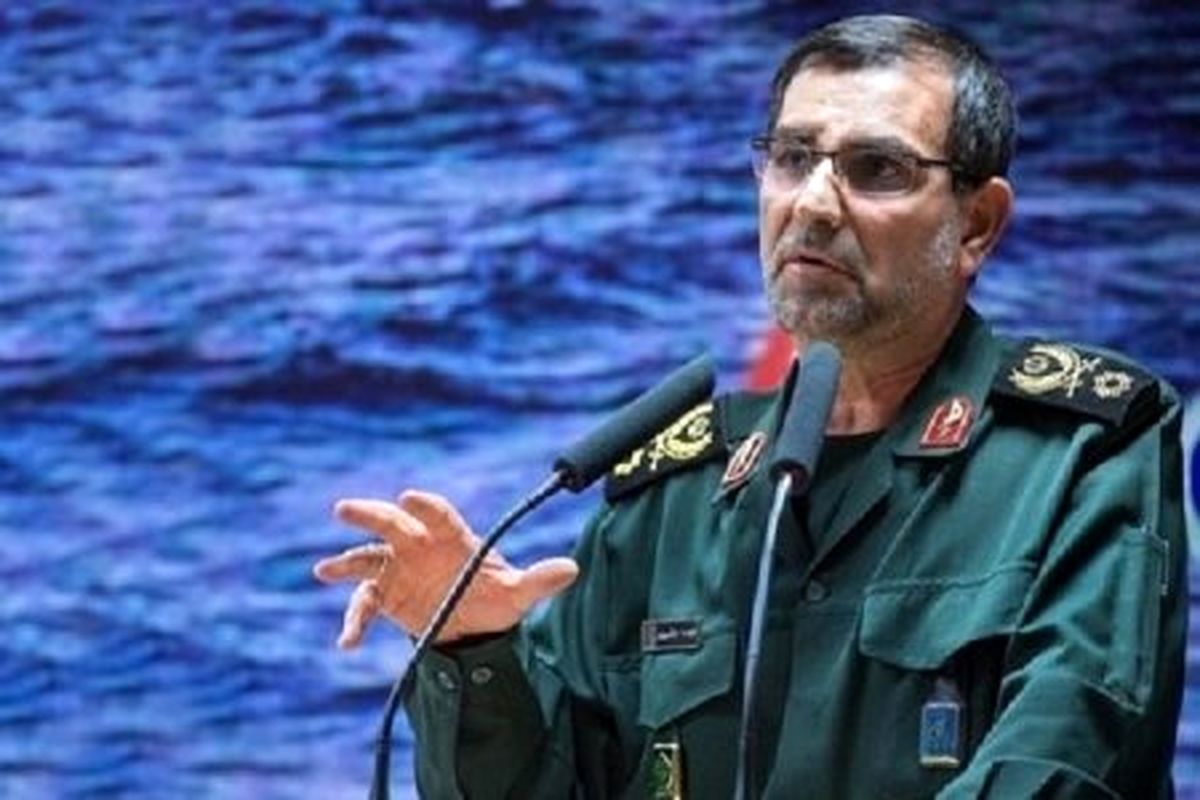 باید از نعش ما رد شوند تا جزایرمان در خلیج فارس را بگیرند

