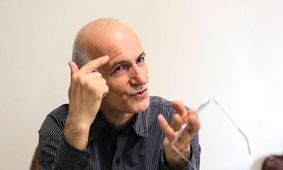 فراستخواه: امکان ندارد کشور به قبل از شهریور ۱۴۰۱ بازگردد/ نشانه‌های یک پوست اندازی بزرگ اجتماعی در جامعه ایران نمایان شده است
