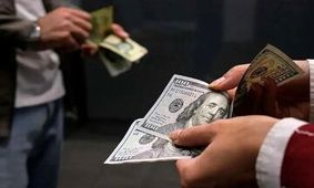 فروش دلار توسط بانکها به متقاضیان کار درستی است؟