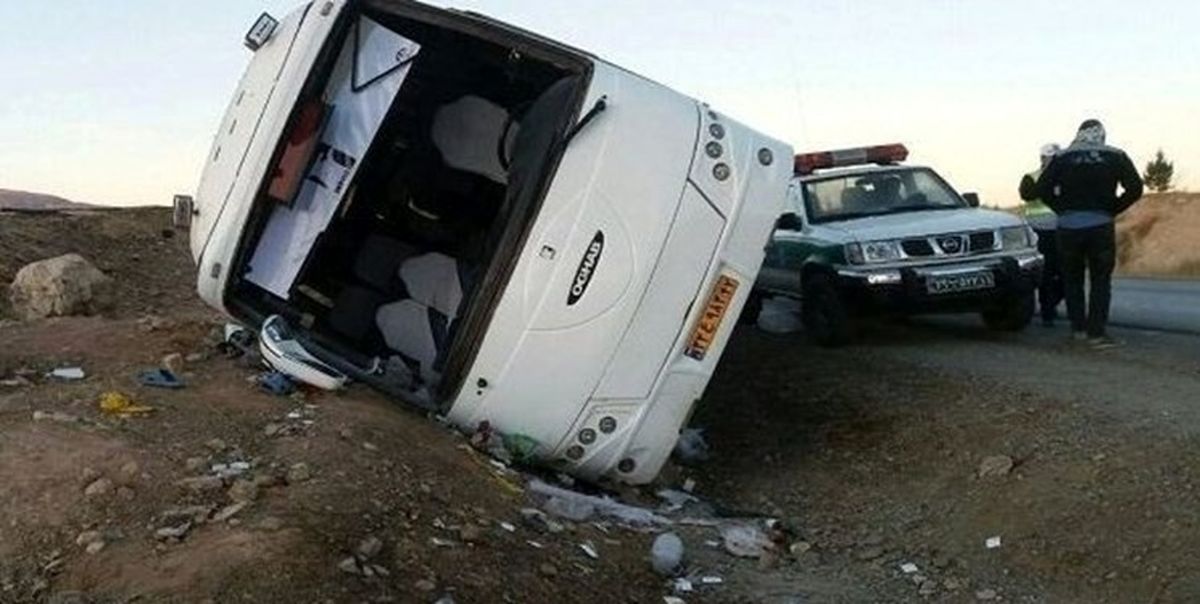 ۲۷ کشته و زخمی در واژگونی اتوبوس مسافربری در جاده قزوین زنجان