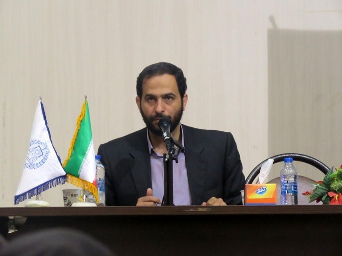 برهانی: پلمب فروشگاه ها به‌دلیل «کشف حجاب» غیرقانونی است