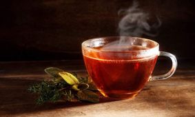 نوشیدن چای و قهوه داغ می‌تواند ریسک ابتلا به سرطان مری را تقریبا سه برابر کند