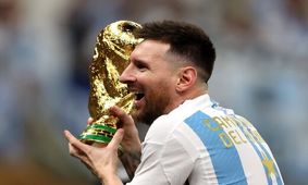 الهلال ۱۰۰ میلیون یوروی دیگر روی پیشنهادش به مسی گذاشت

