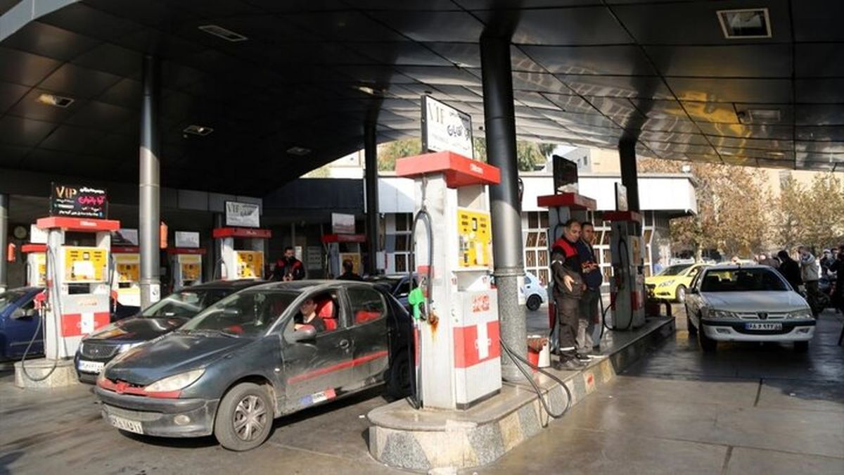 رکورد تاریخی توزیع بنزین در کشور ثبت شد