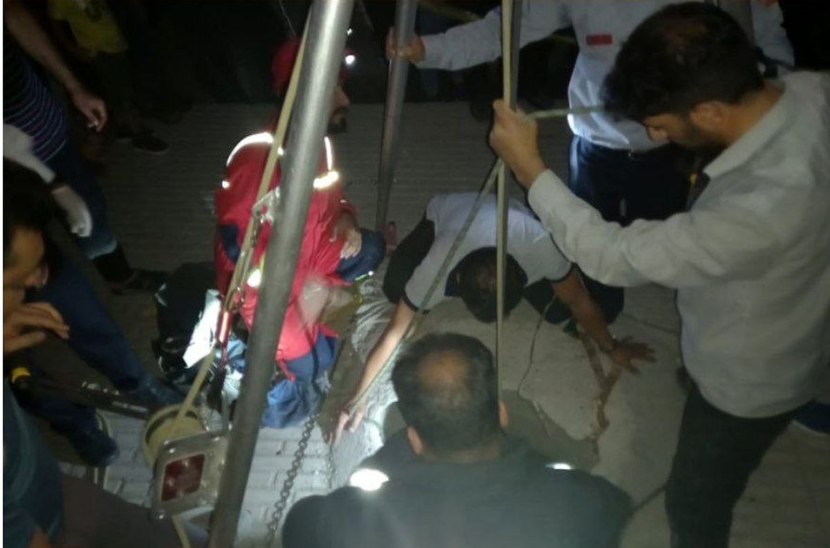 نجات جان یک پسربچه کرمانشاهی پس از سقوط در چاه