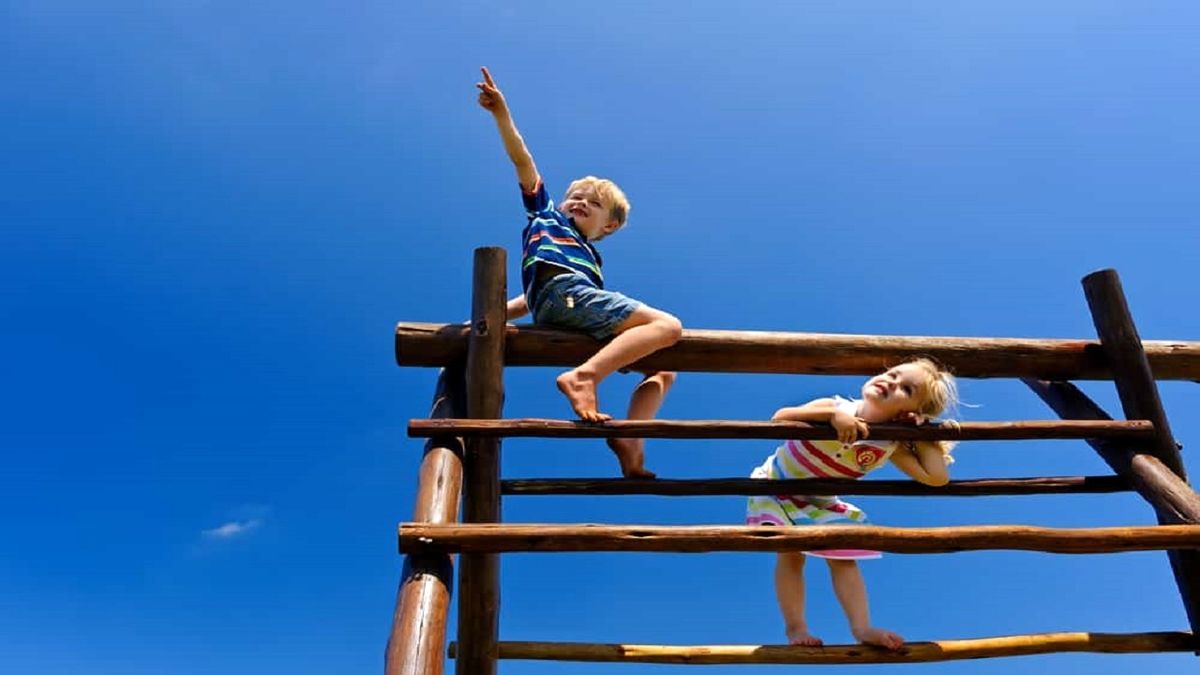 چگونه جرأت پذیری را به کودکان مان آموزش دهیم؟