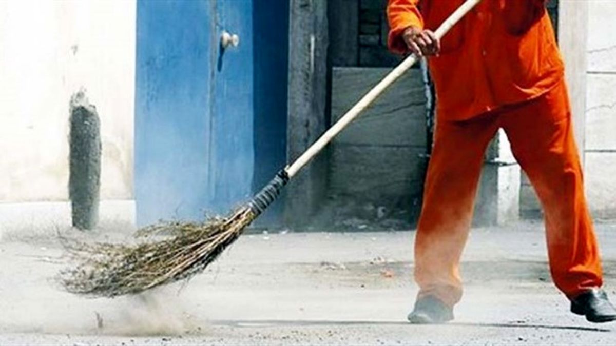 تصادف مرگبار پاکبان مشهدی با در پراید در زیرگذر مصلی