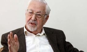 هاشمی در خاطراتش: ابراهیم یزدی گفته ‌که آمریکا درصدد برگرداندن سلطنت پهلوی است/ دولت ‌آمریکا از  خاتمی و دوم‌خردادی‌ها انتقاد کرده و گفته کاری از آن‌ها ساخته نیست