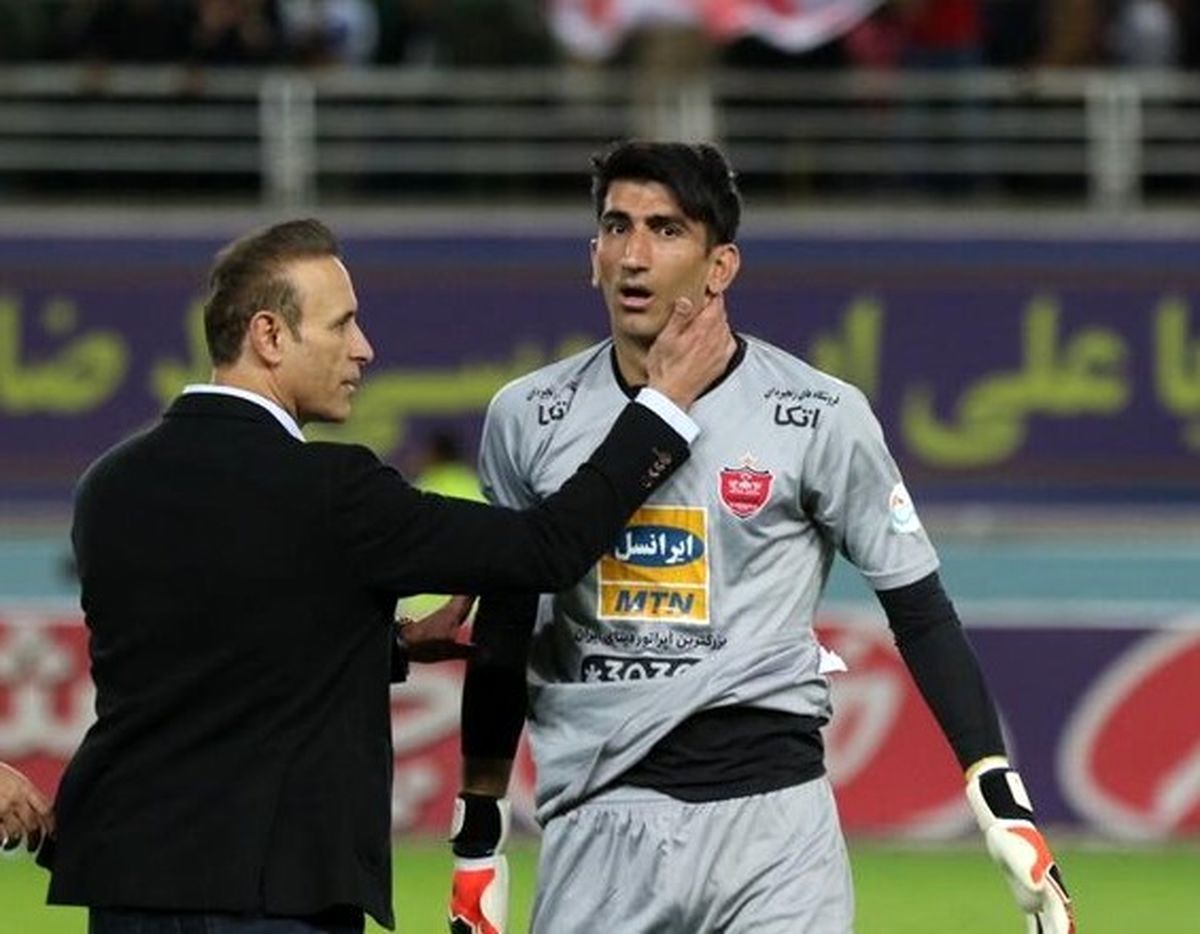جنجال بیرو/ فسخ قرداد با پرسپولیس، توافق با استقلال/ بیرانوند آبی پوش شد/ ویدئوهایی از سکوت او و تجمع هواداران

