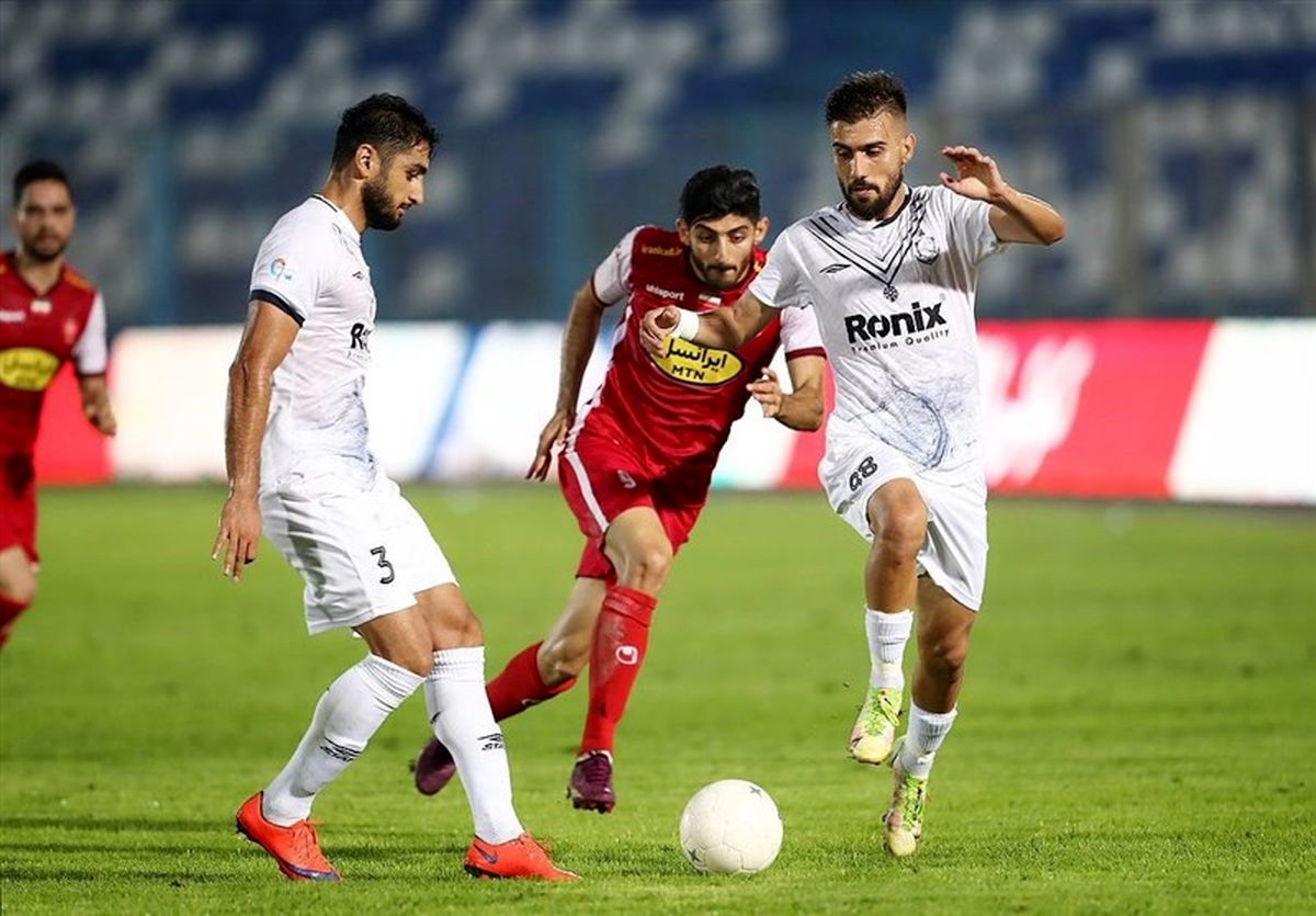 لوکادیا پرسپولیس را در صدر نگه داشت