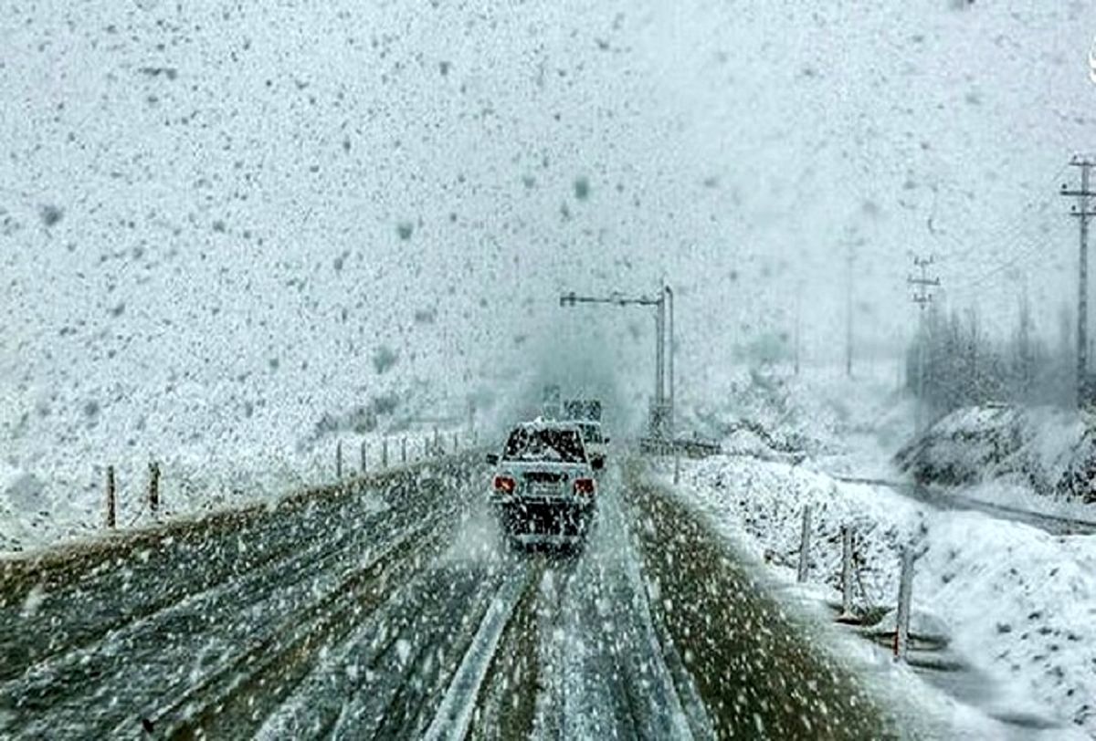 کدام یک از محورهای کشور مسدود است؟

