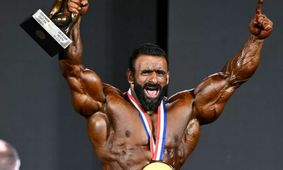 پوستر جدید هادی چوپان جنجالی شد/ عکس

