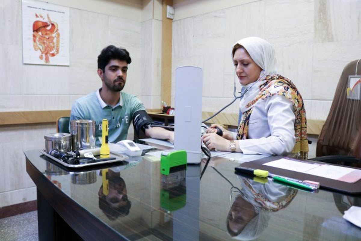 با حقوق پایه ۱۴ میلیون، پزشکی به سیستم دولتی نمی آید/ ویدئو

