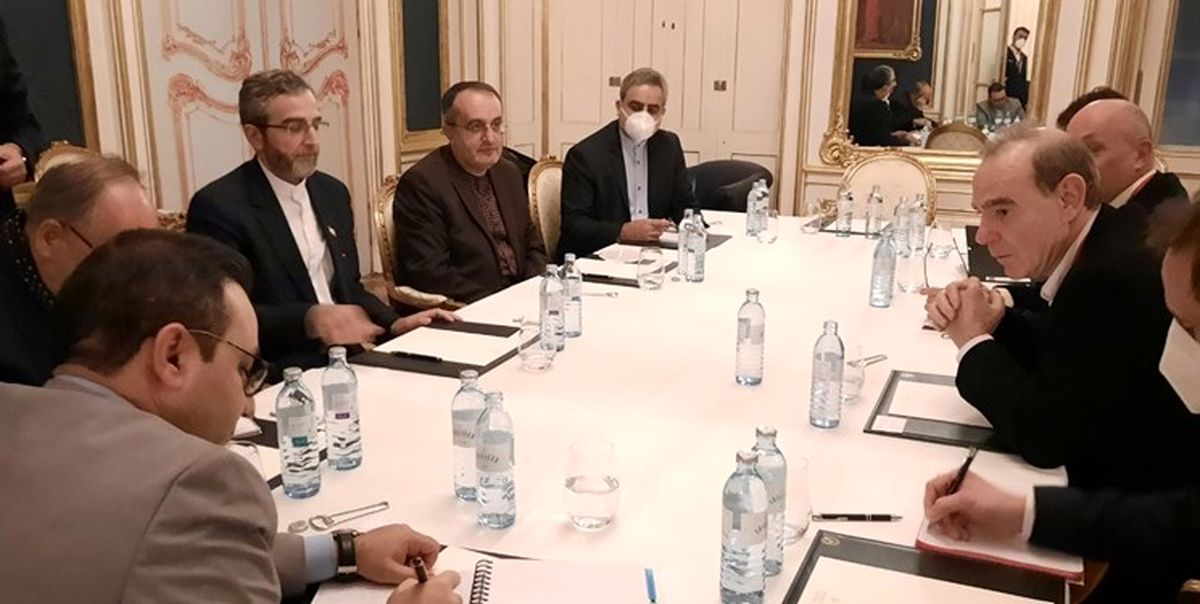 باقری:‌ دو طرف می‌خواهند مواضع به هم نزدیک شود/ مورا: شاهد اراده تمام طرف ها برای به نتیجه رسیدن مذاکرات بودم