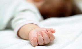 کودک نیشابوری دچار سوختگی پس از تلاش ۱۰ روزه کادر پزشکی جان باخت