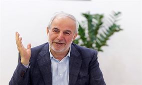 مطبوعات و احزاب نقش کلیدی در اصلاح روندهای سیاسی و اجتماعی دارند