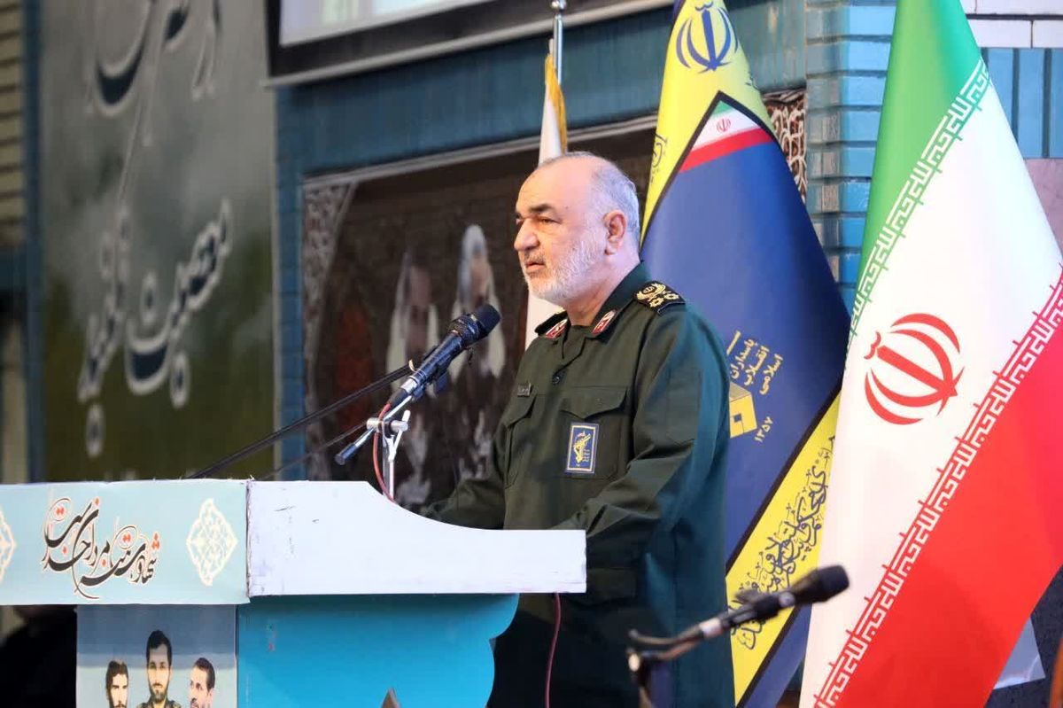 تحریم‌های ایران هر کشور دیگری را متلاشی می‌کرد