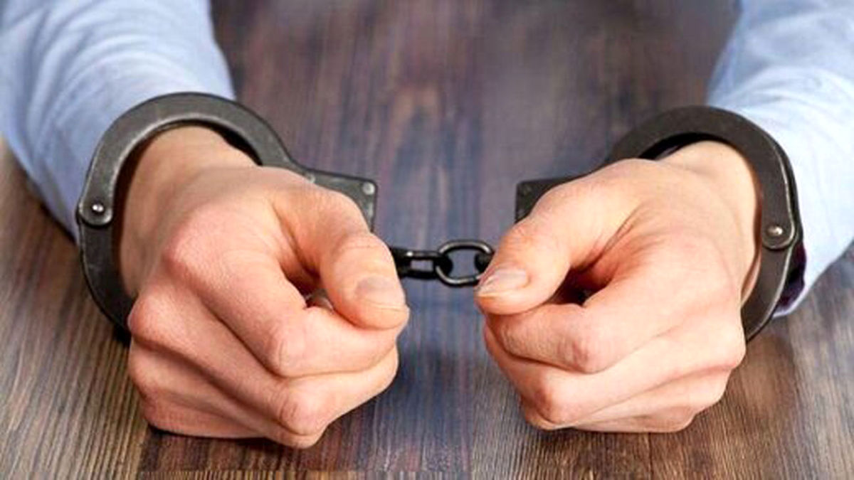 مرد شیاد با فروش صندلی دانشگاه 7 میلیارد به جیب زد
