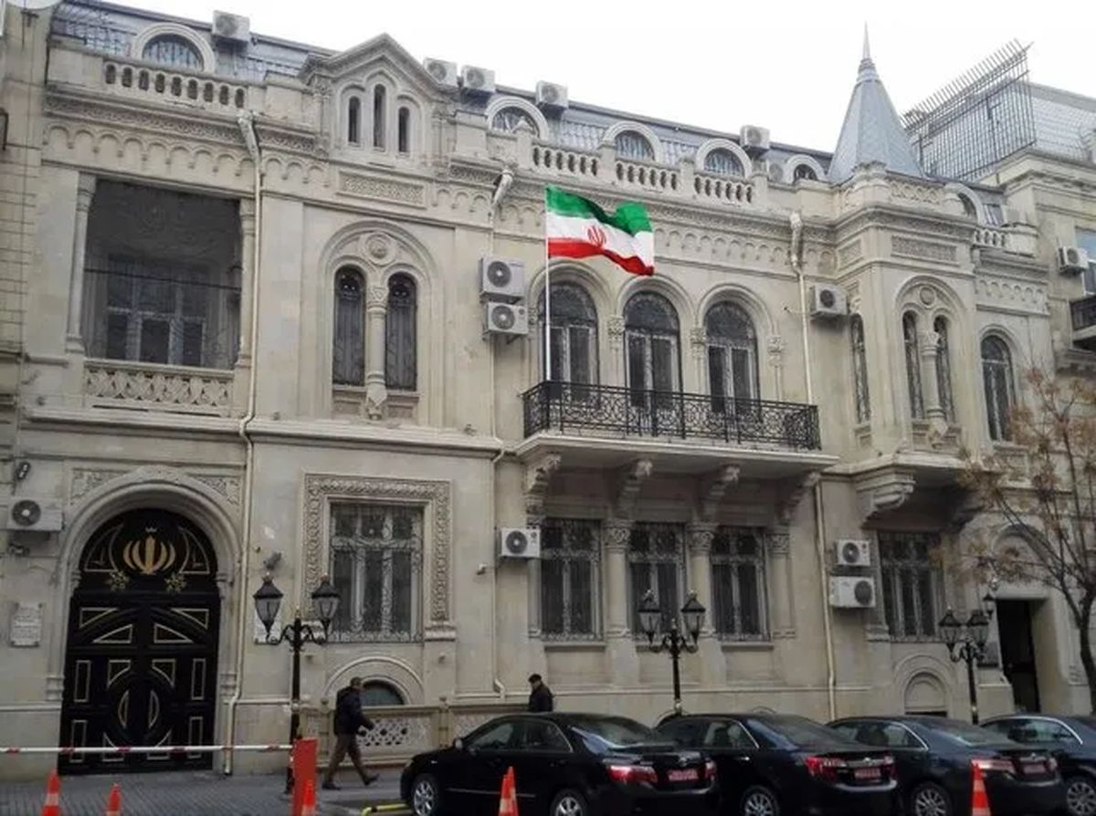سفارت ایران در وین: یاد می گیرید با ایرانیان با احترام صحبت کنید