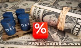 پیش بینی جدید، قیمت نفت امسال روی ۱۰۰ دلار را نمی‌بیند