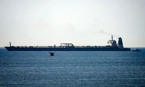 یک نفتکش غول‌پیکر ایران از محاصره دریایی آمریکا عبور کرد

