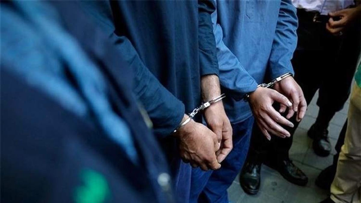 آدم‌ ربایان برای اخاذی همسر طلا فروش را ربودند