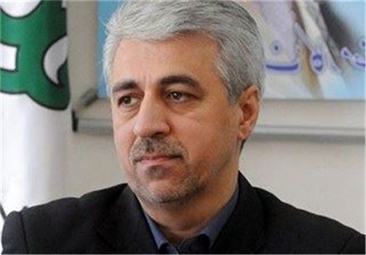 واکنش طنز وزیر ورزش به شایعه سرقت تلفن همراهش