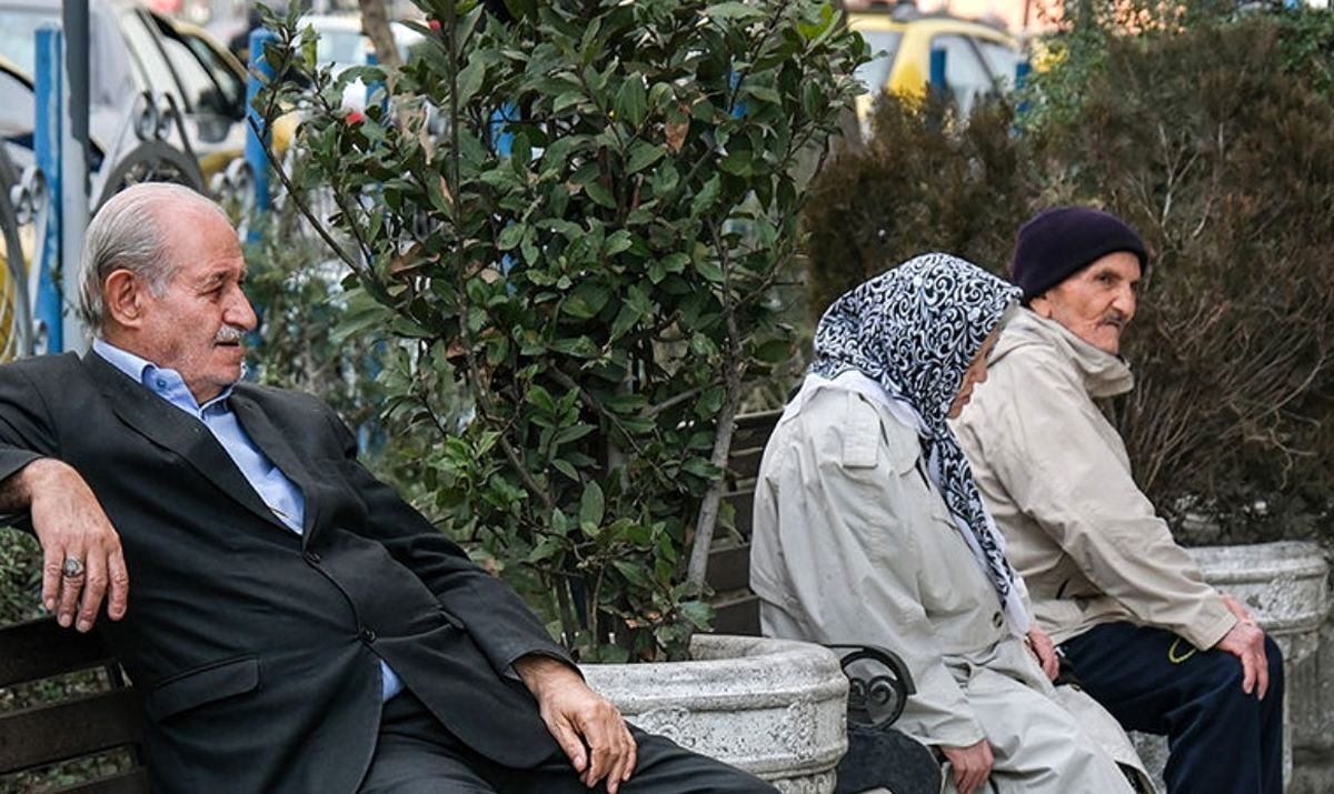 حقوق بازنشستگانی که زیر ۱۰ میلیون تومان حقوق می گیرند، اصلاح می شود