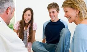 والدین تا چه زمانی باید از فرزندان بزرگسال خود حمایت کنند؟ 